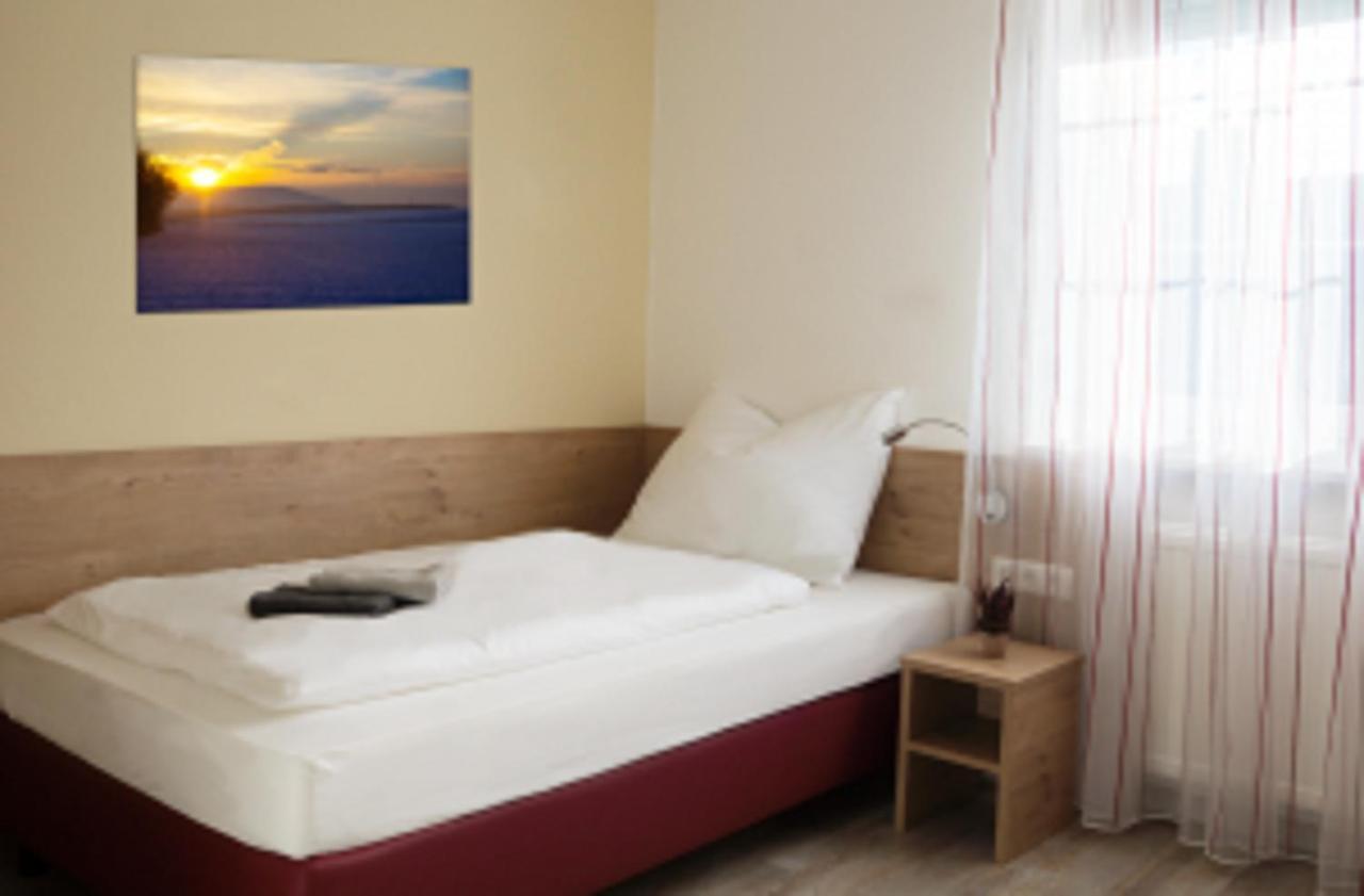 Bauers Gaestehaus Obersiebenbrunn Εξωτερικό φωτογραφία
